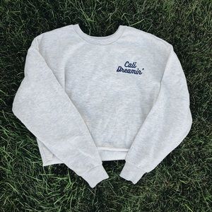 Forever 21 gray cropped sweatshirt